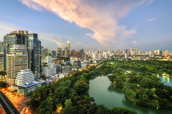 Overview of Lumpini Park in Bangkok