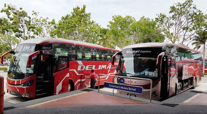 The Bus from Kuala Lumpur to Malacca